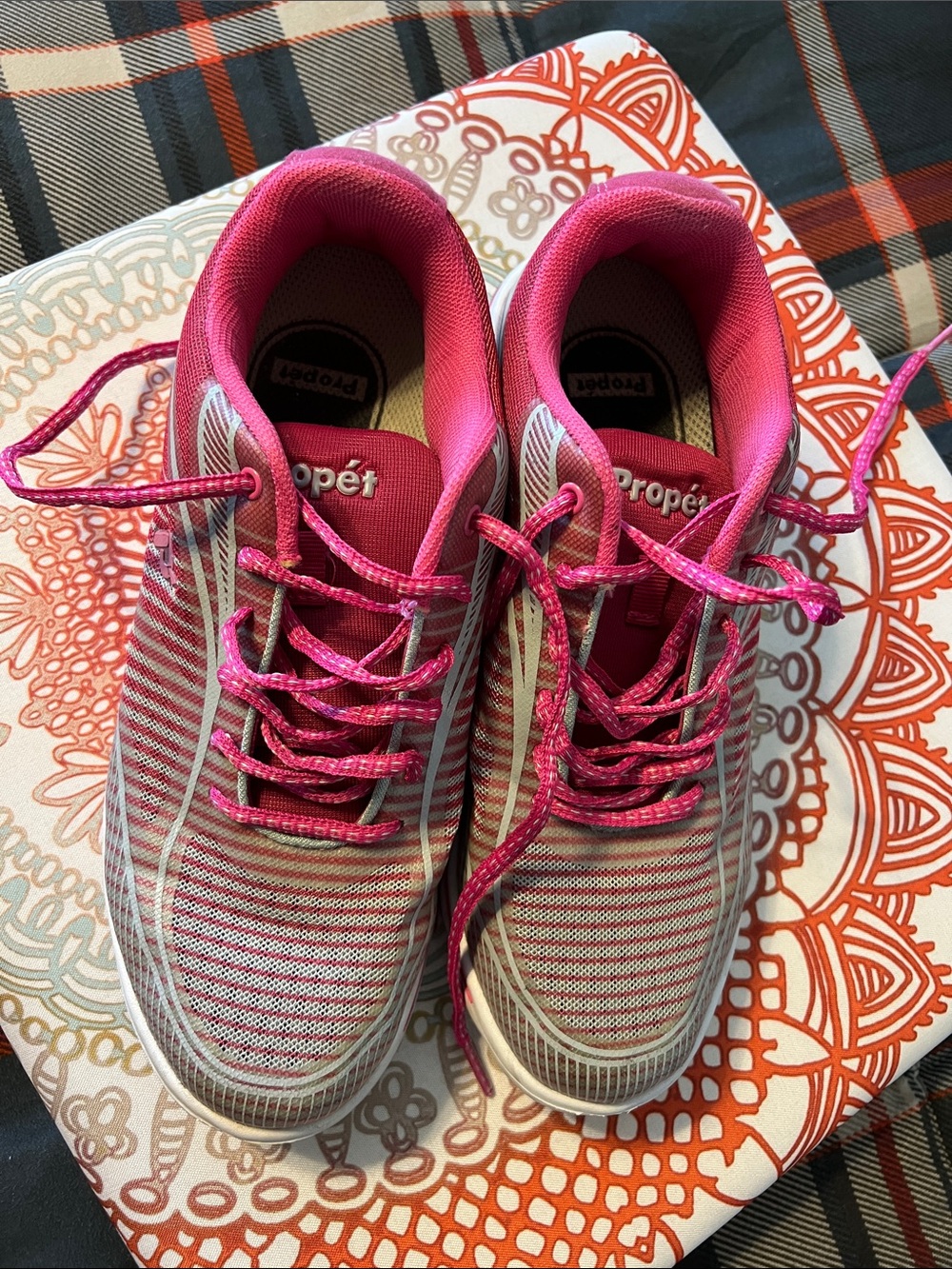 Propét Women's Billie W5100 walking sneakers